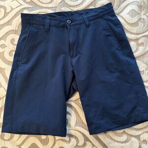 Under Armour Flat Front Navy Blue Golf Shorts Men's Size 30 NWOT